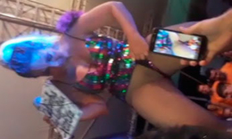da Valesca Popozuda mostrando a xereca no carnaval | Santo Inferninho